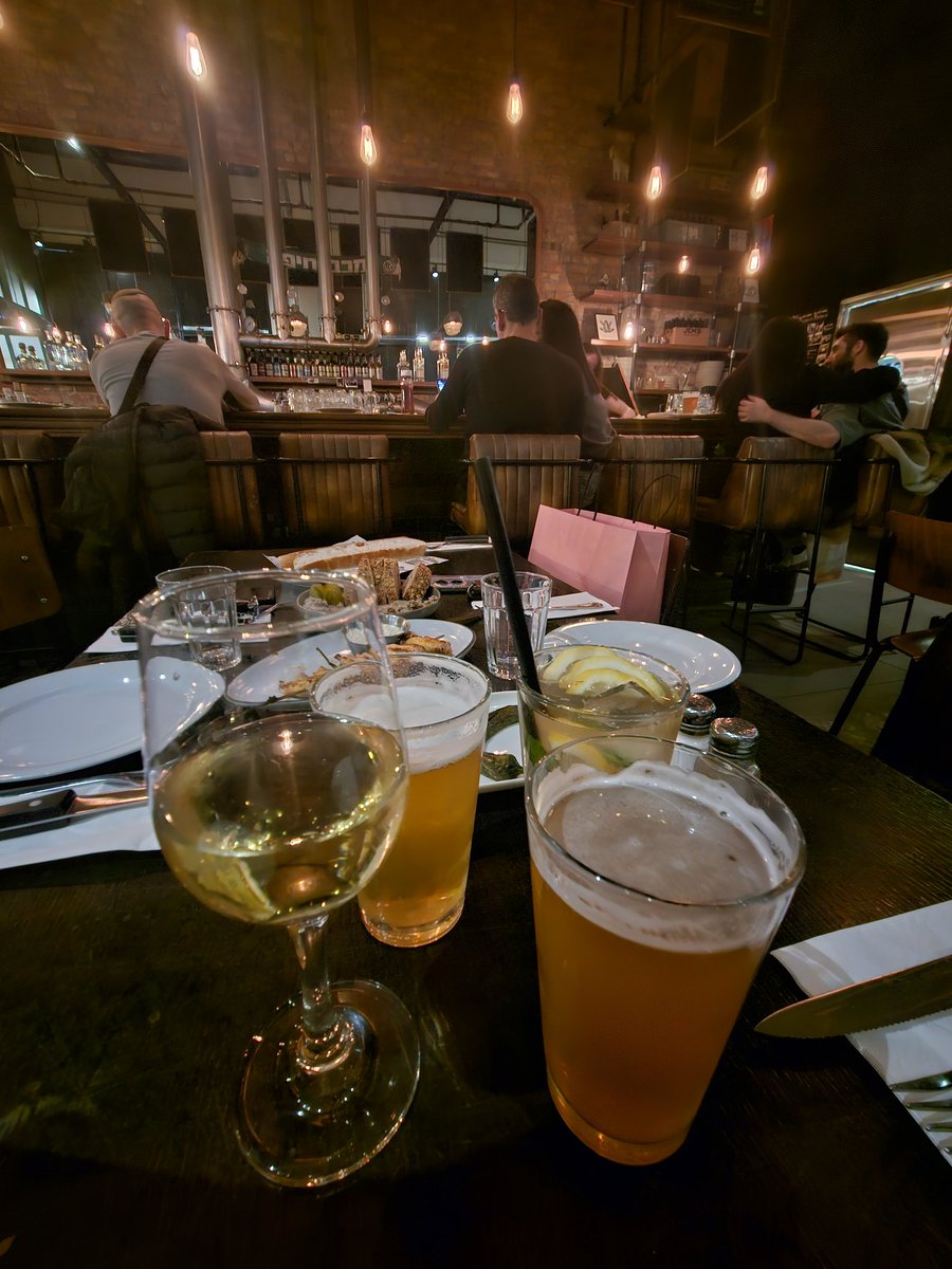 ארכיאולוגית tweet media