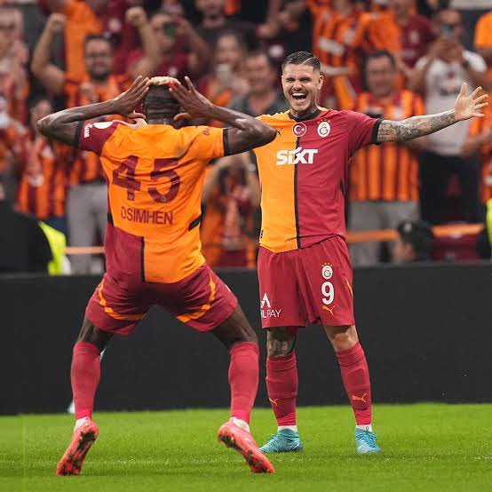 𝐀𝐑𝐄𝐒 tweet media