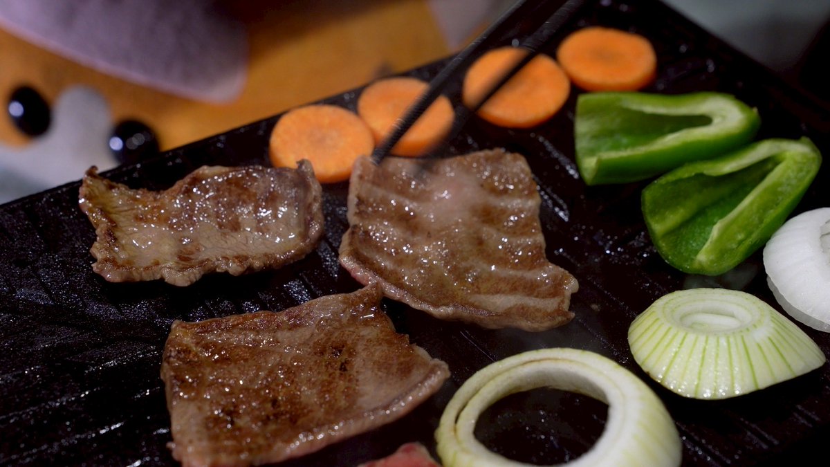 おみつ tweet media