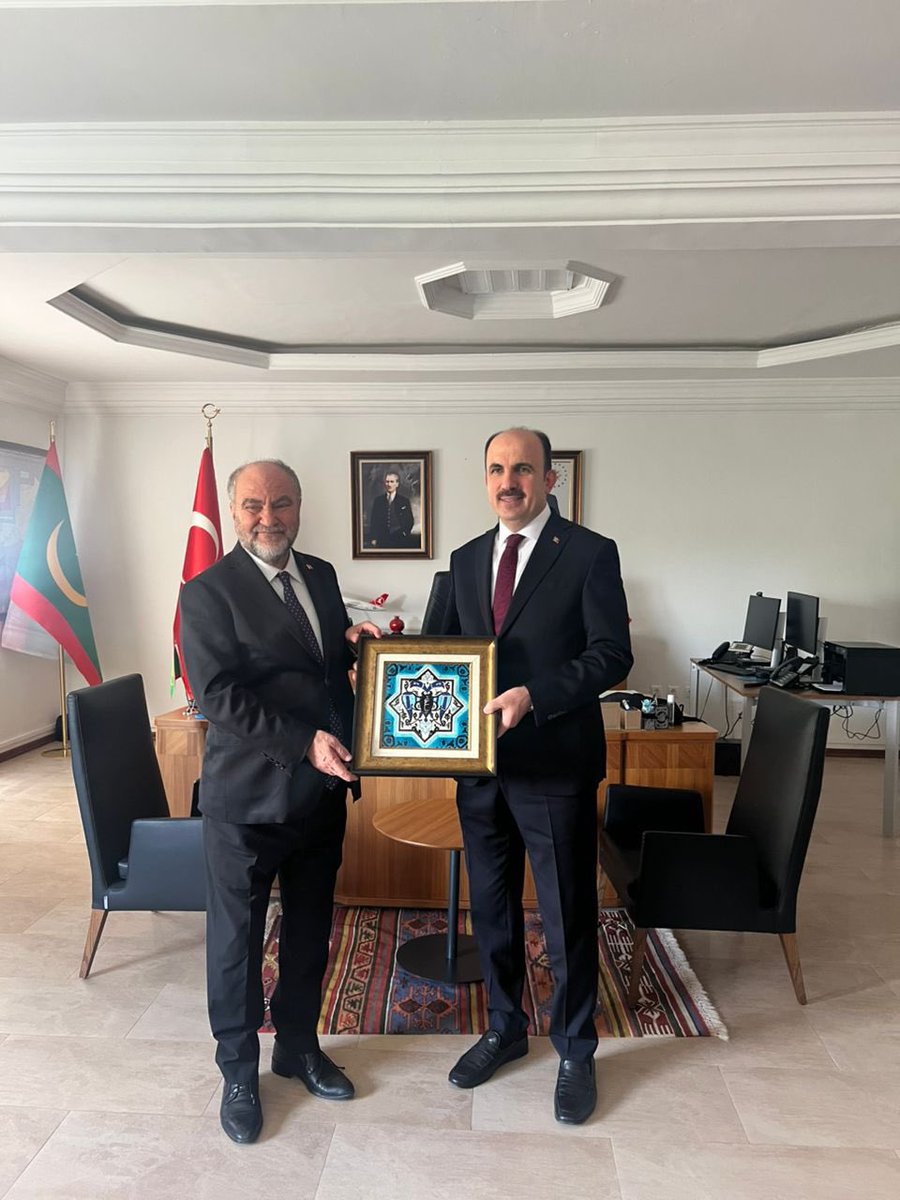 TC_NuaksotBE's tweet photo. Dans le cadre de sa visite officielle en Mauritanie, M. Uğur İbrahim Altay, Maire de la Municipalité métropolitaine de Konya, a été reçu à l’Ambassade par l'Ambassadeur Burhan Köroğlu. https://t.co/PHBv1xXivR
