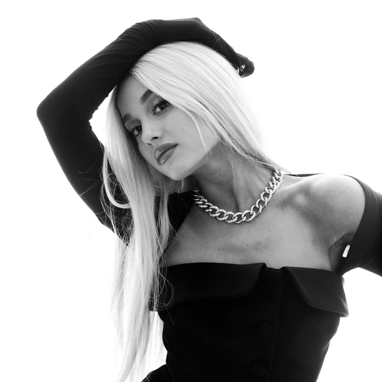 Ariana Grande Numbers 🫧 tweet media