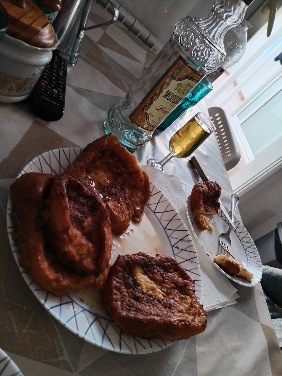 Castaño tweet media