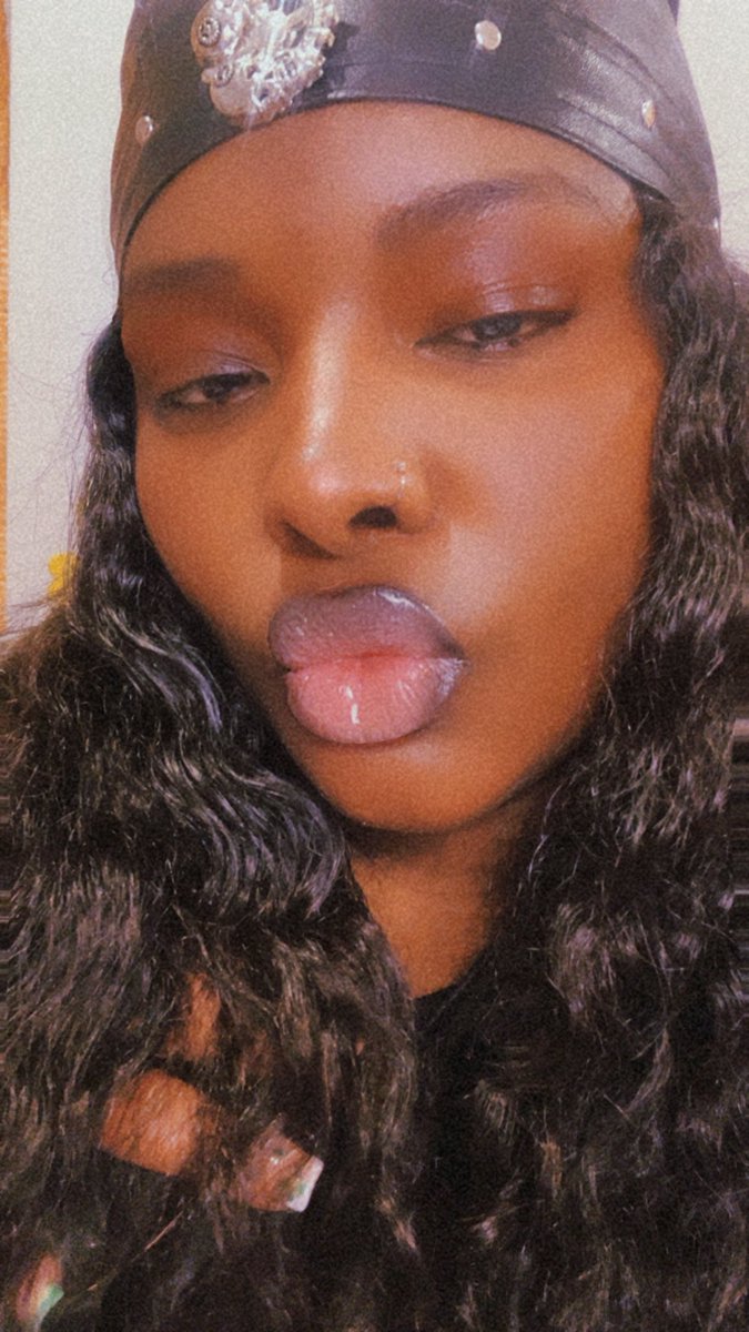 PrettyBlack678's tweet photo. Havnt posted a pic on here in a while 💕🍫 https://t.co/SSCuXiefSJ