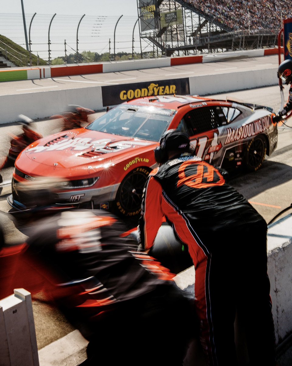 Cole Custer tweet media