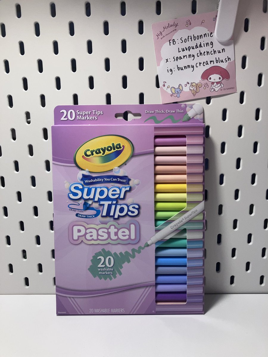 spamnychenchun's tweet photo. ส่งต่อสี crayola 20 แท่ง new 260.- free shipping 💗
#รีวิวเครื่องเขียน #ส่งต่อเครื่องเขียน #ตลาดนัดเครื่องเขียน #ส่งต่อเครื่องสำอาง #ตลาดนัดsanrio https://t.co/BqbME24Ogx