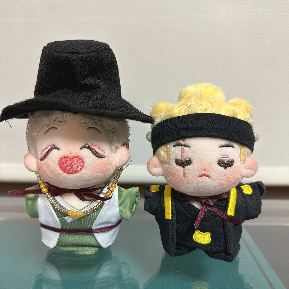 I have one Hopechwita and one Daechwita 12cm doll set up for claim! comes with the doll and outfit

first come first serve, fill out claim form below if interested!

docs.google.com/forms/d/1DrmPf…