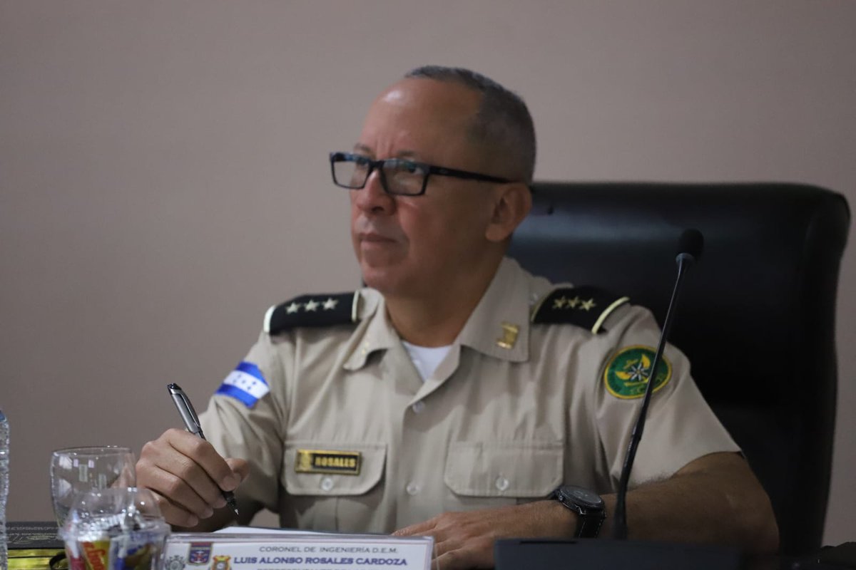 Fuerzas Armadas de Honduras tweet media