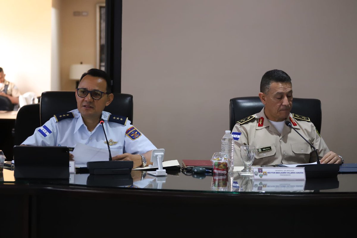 Fuerzas Armadas de Honduras tweet media