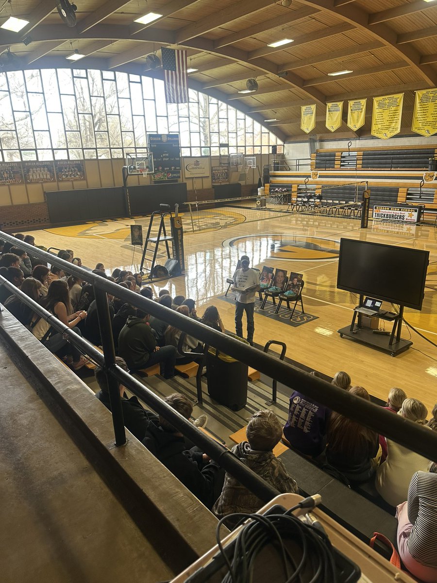 Stand for the Silent tweet media