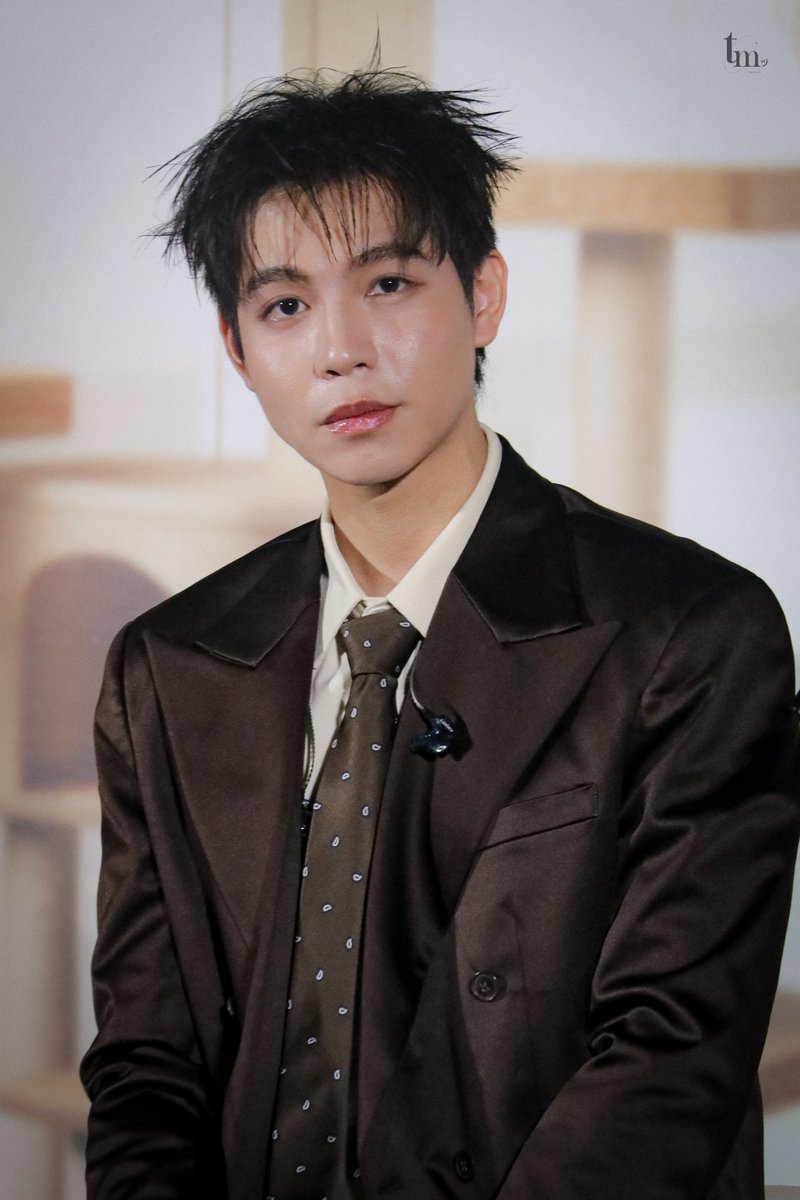 𝙏𝙈. ヅ tweet media