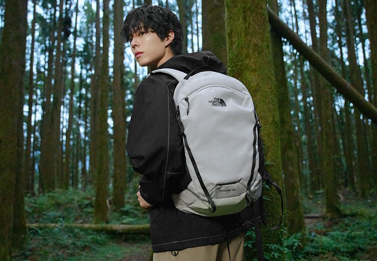 Good morning, dear <a href="/BOGUMMY/">박보검</a> You know? Your Salady sandwich is so good. I baked the bread myself, an azorean bread called "leavened cake". My two men want more, so do I! It’s a perfect combination of ingredients!🤩🍔🥬🦐
Have a blessed day❣️🌺
God bless you🤗🎶🙏
#디나_보검