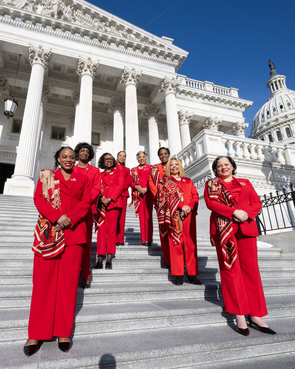 RepYvetteClarke's tweet photo. It was a pleasure to host Sorors nationwide during the 37th Annual Delta Days in the Nation's Capital! In a world riddled with war, injustice, and threats to civil and voting rights, now more than ever, we must continue to uphold our principles centered in service, advocacy, and social action.

The powerful presence of changemakers and community trailblazers on the Hill today reminded me why I am so honored to call myself a woman of @dst1913!