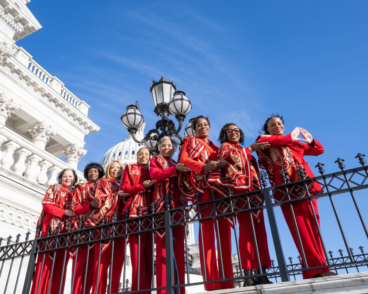 RepYvetteClarke's tweet photo. It was a pleasure to host Sorors nationwide during the 37th Annual Delta Days in the Nation's Capital! In a world riddled with war, injustice, and threats to civil and voting rights, now more than ever, we must continue to uphold our principles centered in service, advocacy, and social action.

The powerful presence of changemakers and community trailblazers on the Hill today reminded me why I am so honored to call myself a woman of @dst1913!