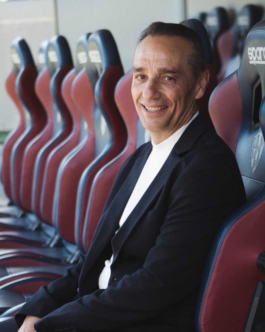 José Luis Oltra tweet media