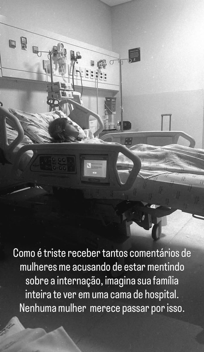 dantuitaa's tweet photo. A VIVI NA MACA DE UM HOSPITAL POR CAUSA DESSE ESCROTO DO JULIANO. QUE SITUAÇÃO MEU DEUS 😭😭😭😭😭😭😭😭

VAMOS FAZER VINGANÇA POR VOCÊ 👊🏻 

#FORAJULIANO ❌️❌️❌️ https://t.co/TcLQJYJw2y
