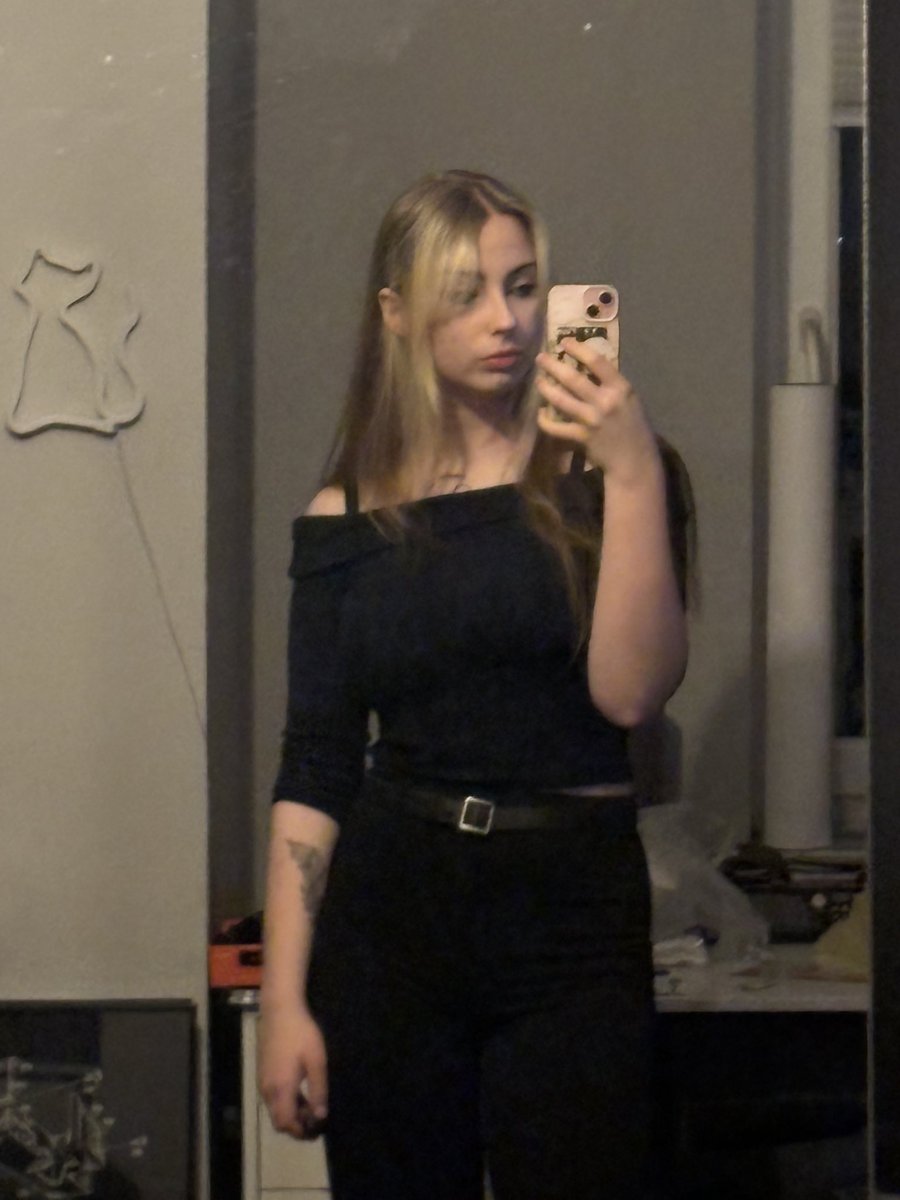 Shiyu ♑ | SAW TACO tweet media