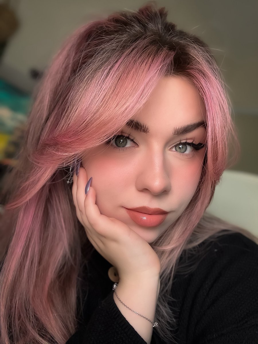 🌸 Olivia 🌸 Twitch Partner tweet media