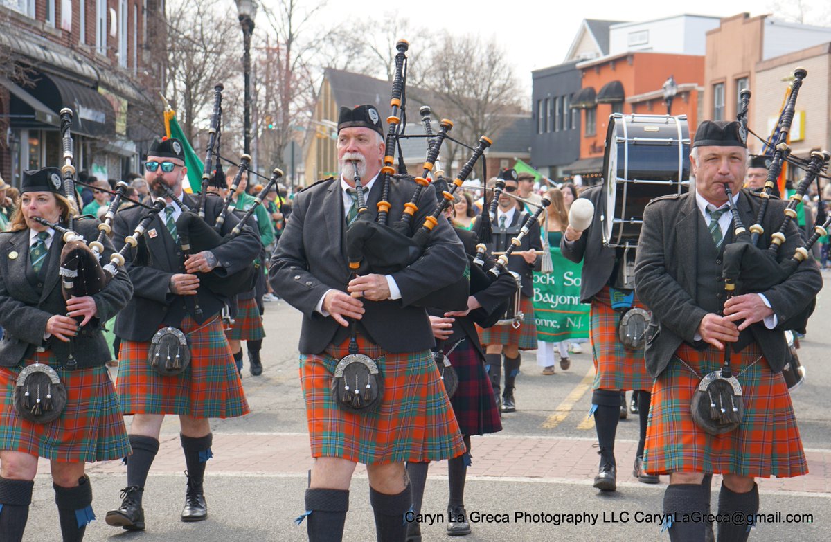 Caryn La Greca tweet media