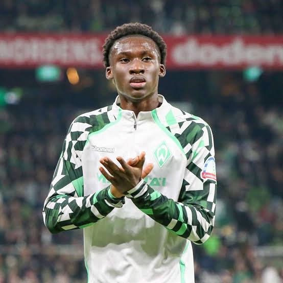 Vince™ tweet media