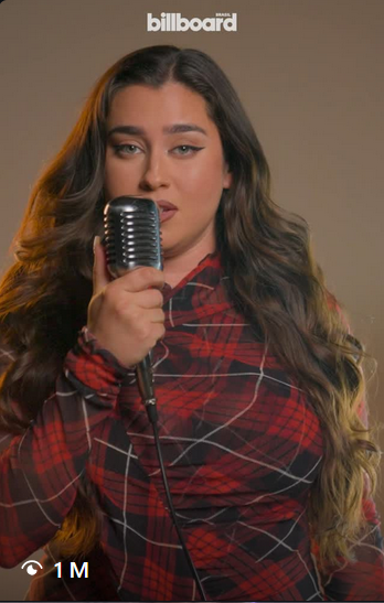 7thais71's tweet photo. El reel de Lauren cantando Ego ya tiene 1M de reproducciones, su cover de Amy tiene casi 4M, los que hizo durante DWTS casi 1M. Realmente al público le gusta escuchar su voz ella debería aprovechar más y comenzar a publicar esos covers que prometió, en su app, en IG y en tiktok. https://t.co/TXBs6UM2tl