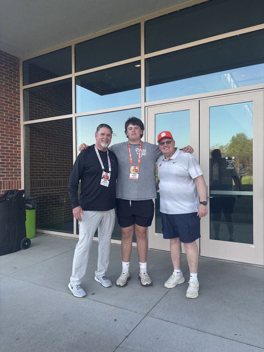 JasperMcIntyre_'s tweet photo. Had a great time at Clemson spring practice yesterday!!
Can’t wait to go back soon!!
🐅🐅 https://t.co/8vIghzOTSy