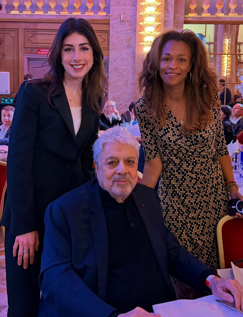 Shannon Seban tweet media