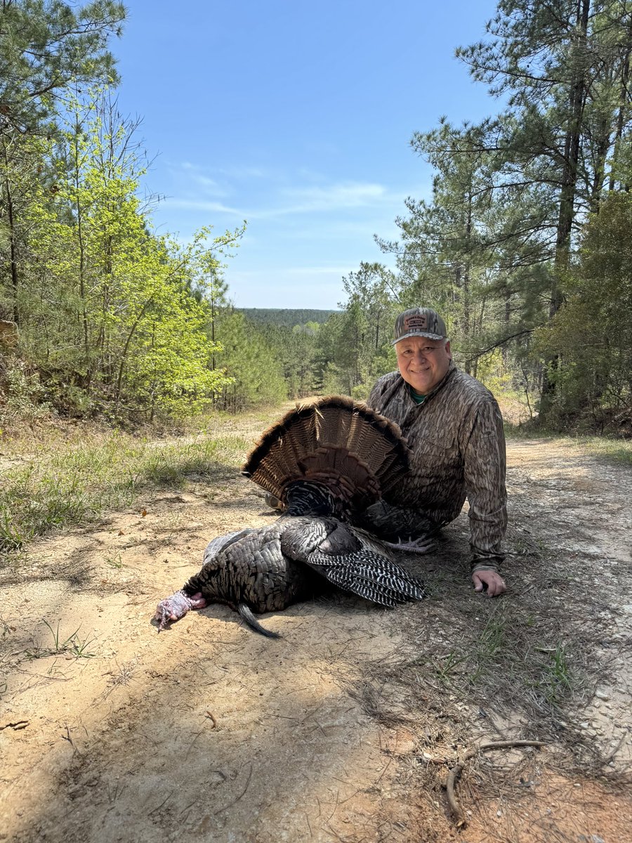 Tony Arce tweet media