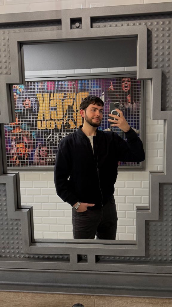 SuperMarioBrs's tweet photo. Madrid 🥰 https://t.co/9pZx8t0dbI