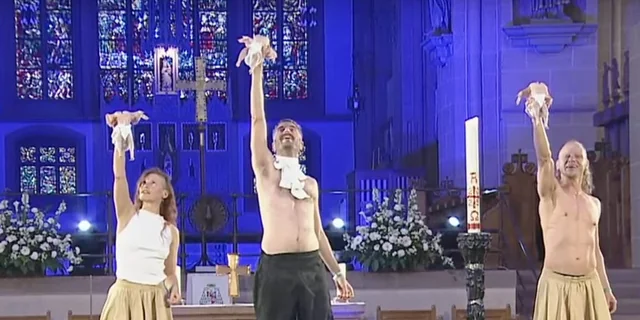 Redeemed Zoomer 👑 tweet media