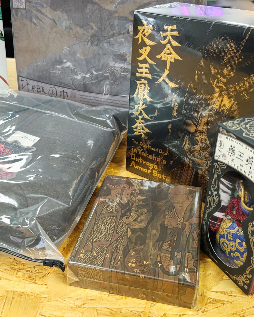 CGMagonline's tweet image. Thank you to #GameScience for sending over this #BlackMyth press package, filled with some really exciting gifts! That model of The Destined One is stunning! We can not wait to display it!