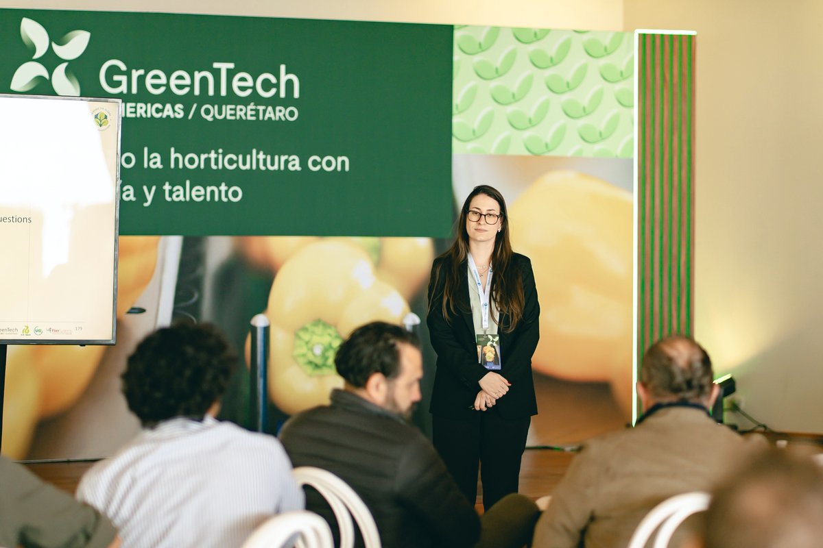 GreenTechAm's tweet photo. ¡Así comenzó el primer día de conferencias en Greentech Americas 2026! 
🥬 Con el Workshop sobre el cultivo hidropónico y su modelo de negocio.
¿Quieres asistir a las demás conferencias?
https://t.co/uucOeD6ORh https://t.co/SIYLqoeCrL
