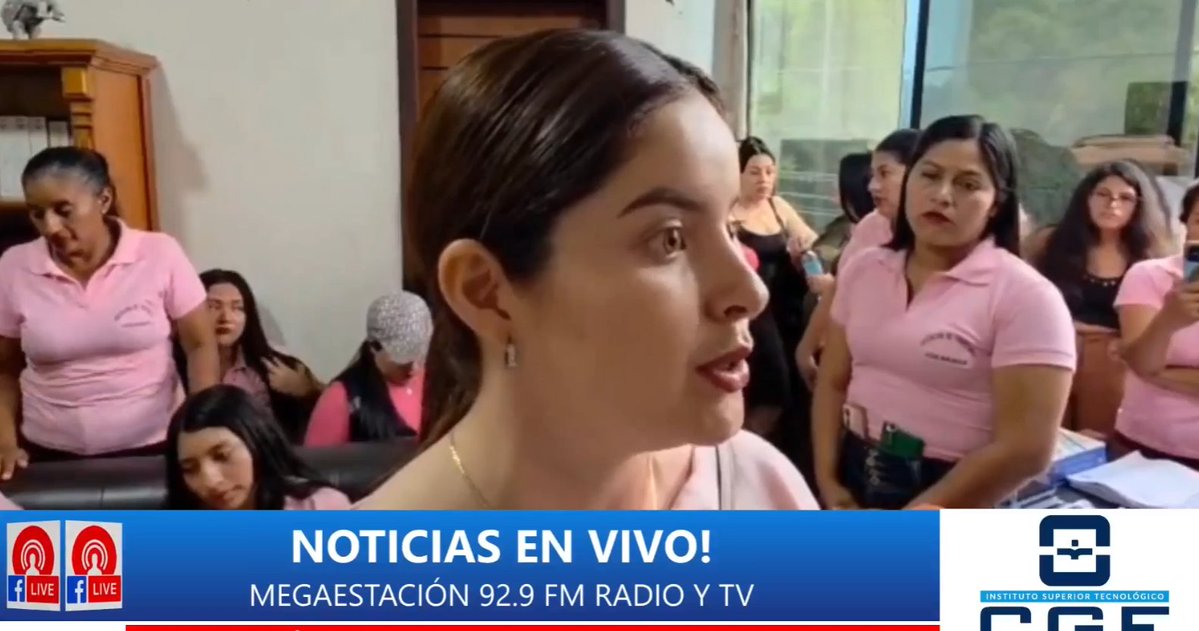 🟠PROTESTA || Vendedoras de melcocha de Alluriquin insistirán mediante una acción de protección para que se les permita vender en la calle sus productos - Informativo de Noticias!
#RadioMegaestación #Noticias #SantoDomingo #Ecuador
facebook.com/share/v/1K7EhU…