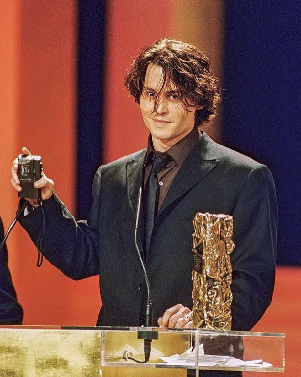 𝕷𝖎𝖙𝖙𝖑𝖊 𝕻𝖊𝖊𝖕𝖘 🏴‍☠️#JohnnyDepp tweet media