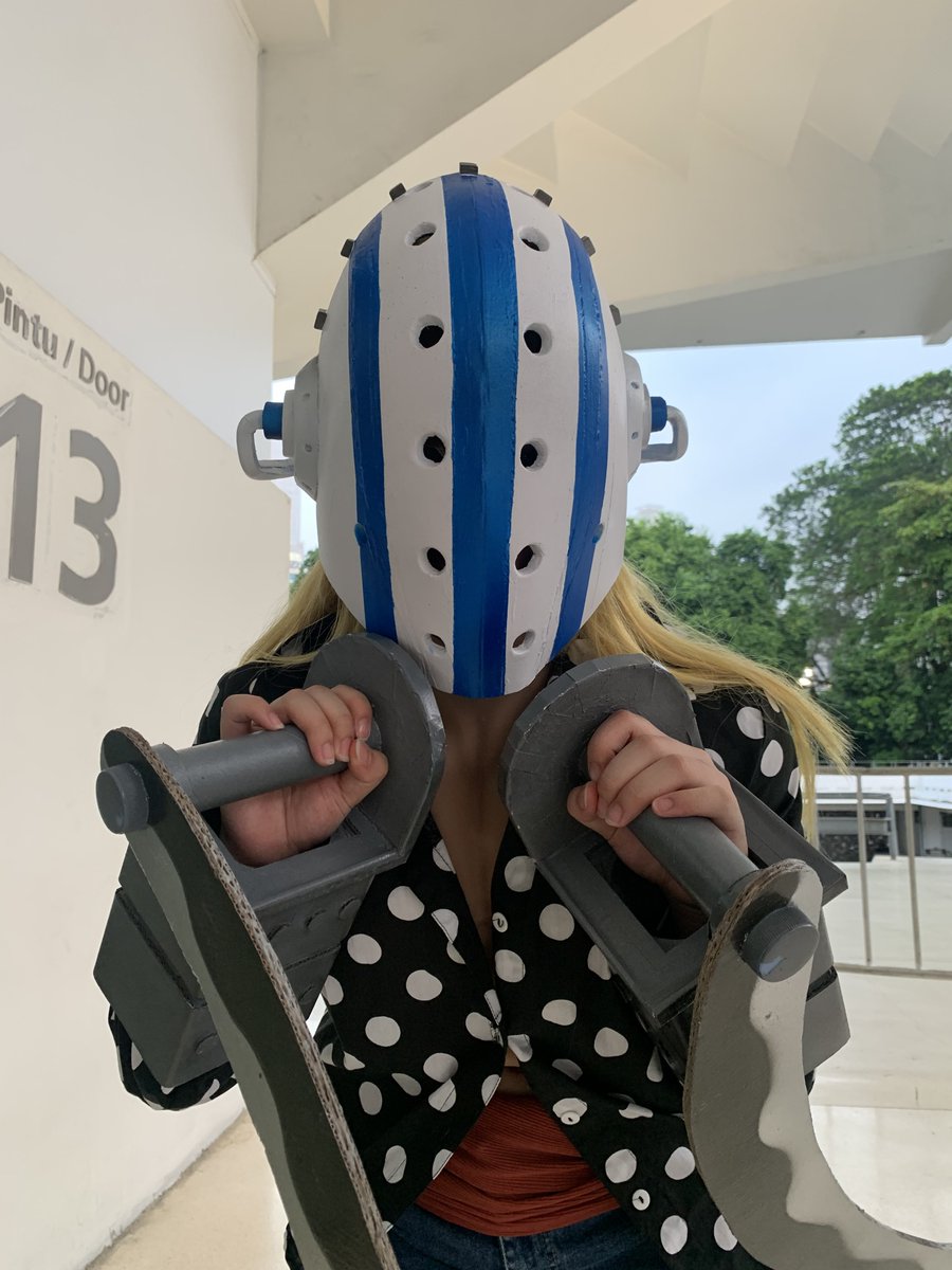 cackball's tweet image. #Killer cosplay I did back in 2024
I could barely see anything