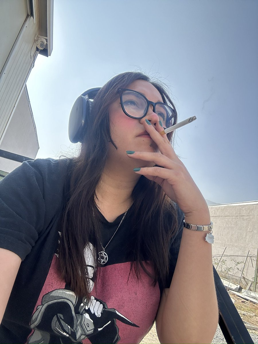 Katy 🦂 tweet media