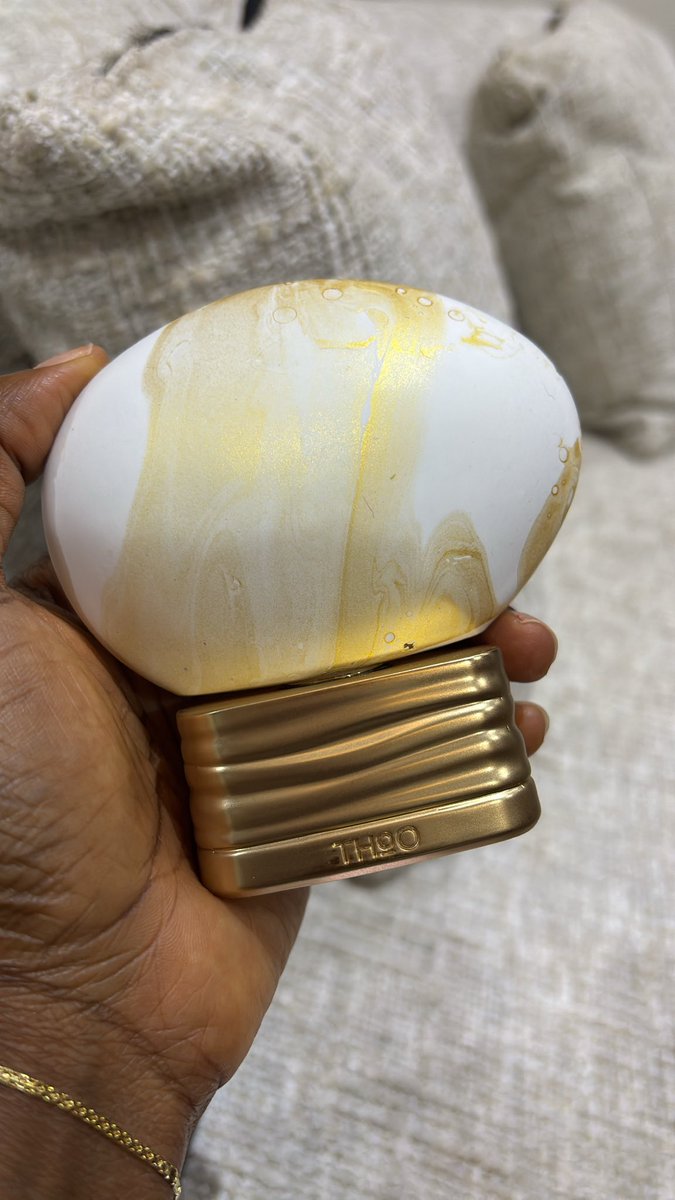 Perfume Boss tweet media