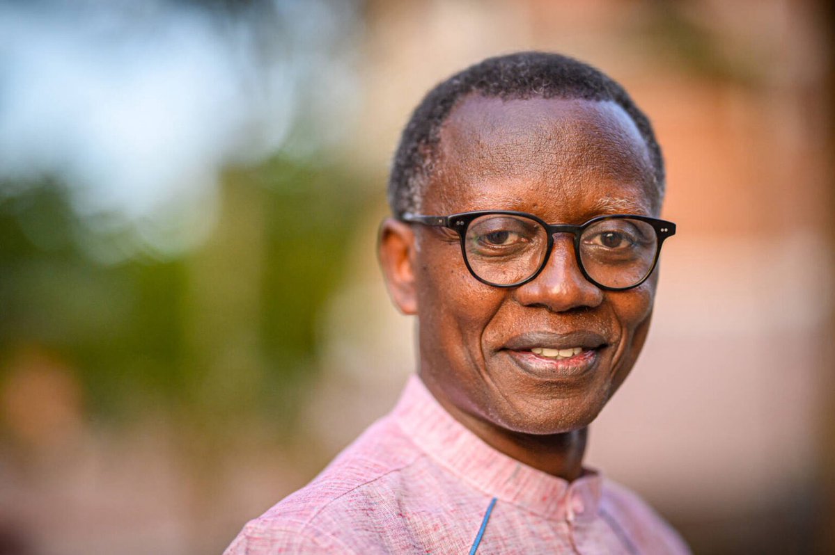 Țħåmėș Ďąřŵíń tweet media