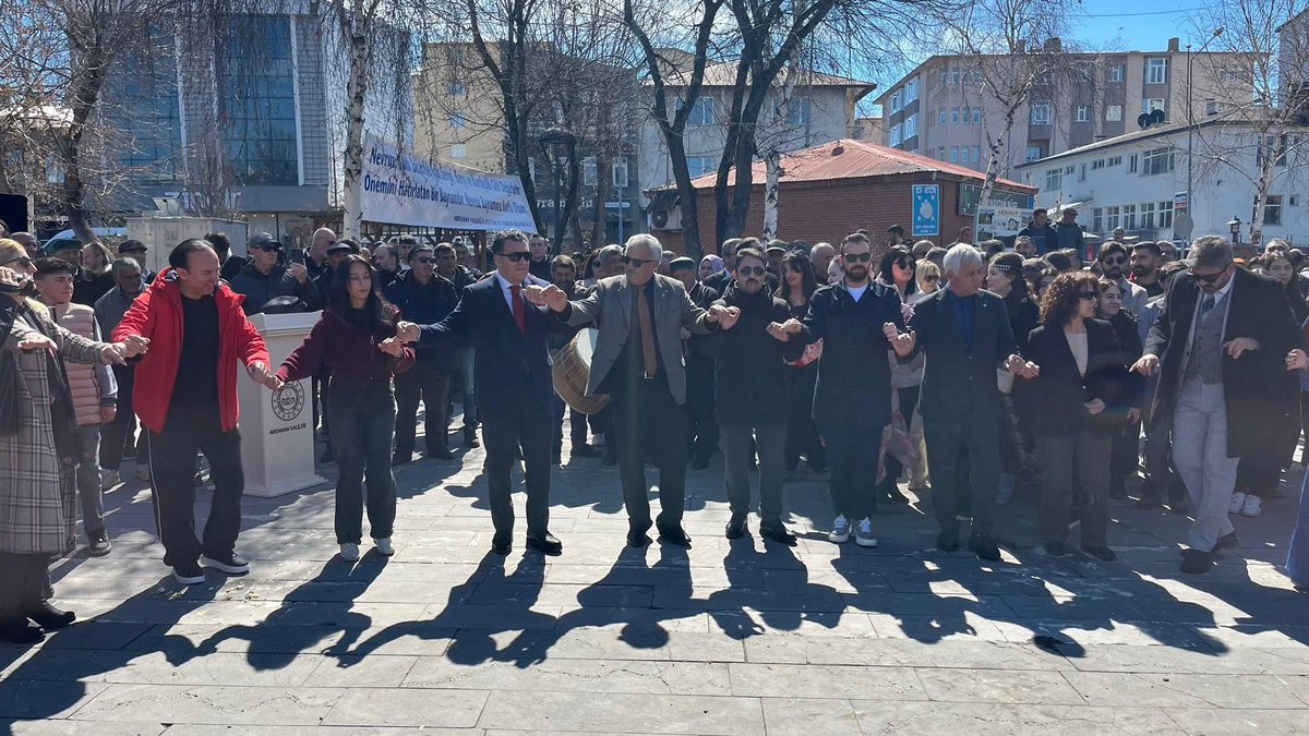 KayaaaAlihan's tweet photo. Yeni Ardahan Valisi Mehmet Fatih Çiçekli, Ardahan Belediye Başkanımız Faruk Demir ile beraber Türk’ün Bayramı nevruzu memleketimiz Ardahan’da kutladık. https://t.co/RHZWCD9xjP