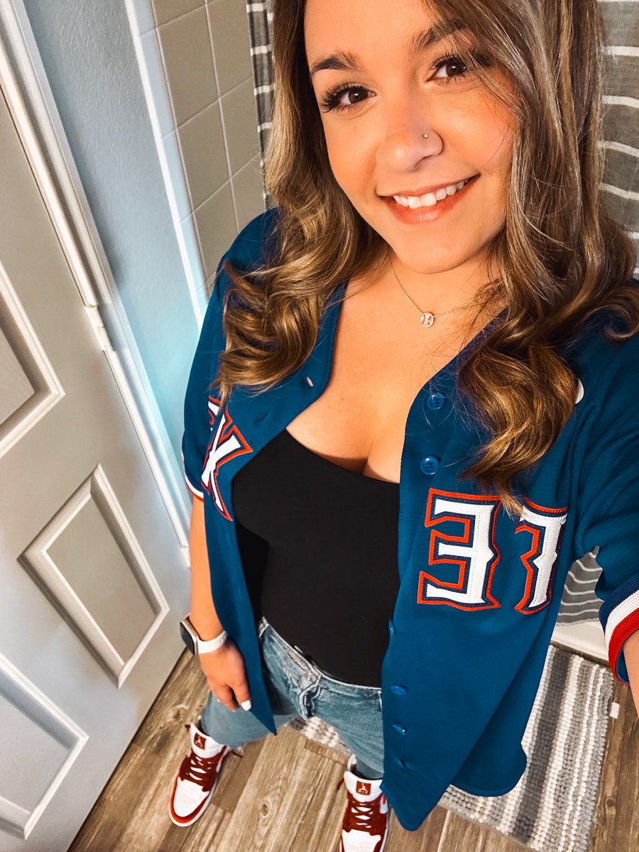 Kaitlynn ✨ tweet media