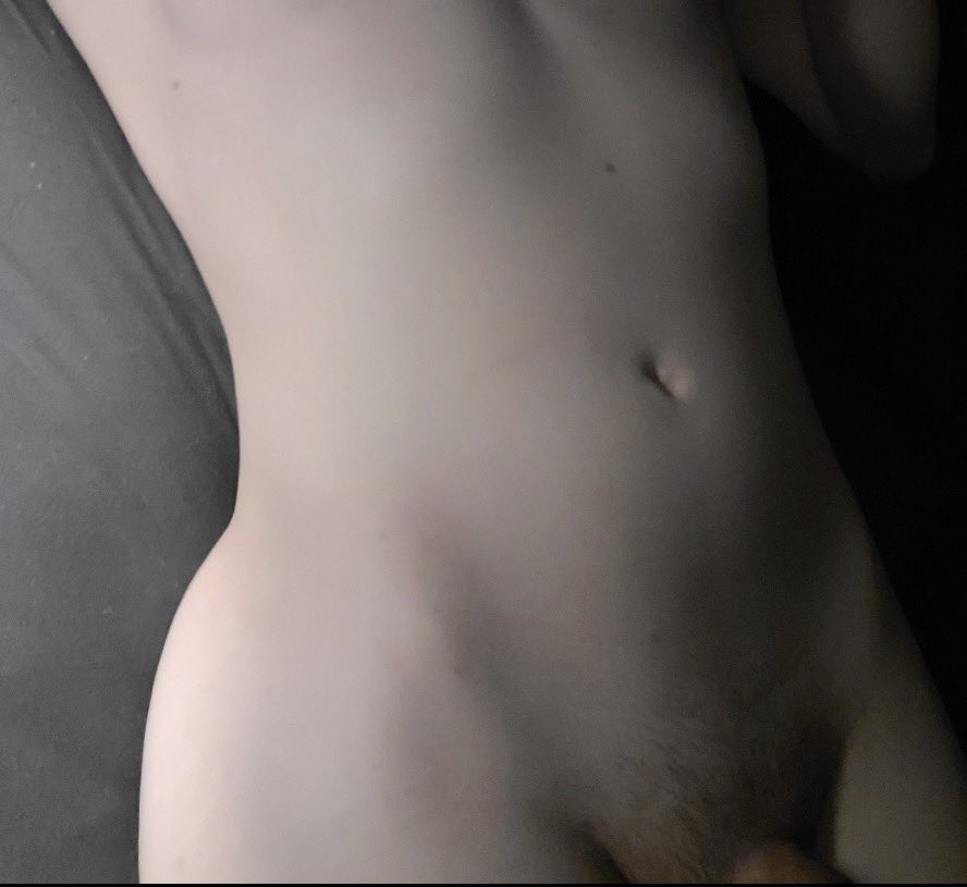 _KONG_RANDOM_'s tweet photo. Anyone up ?😝
#boycock #femboy #trans #compare #nudes #tele #porn #tgirl #cock #snap #cockcompare https://t.co/XK7X5nTxfZ