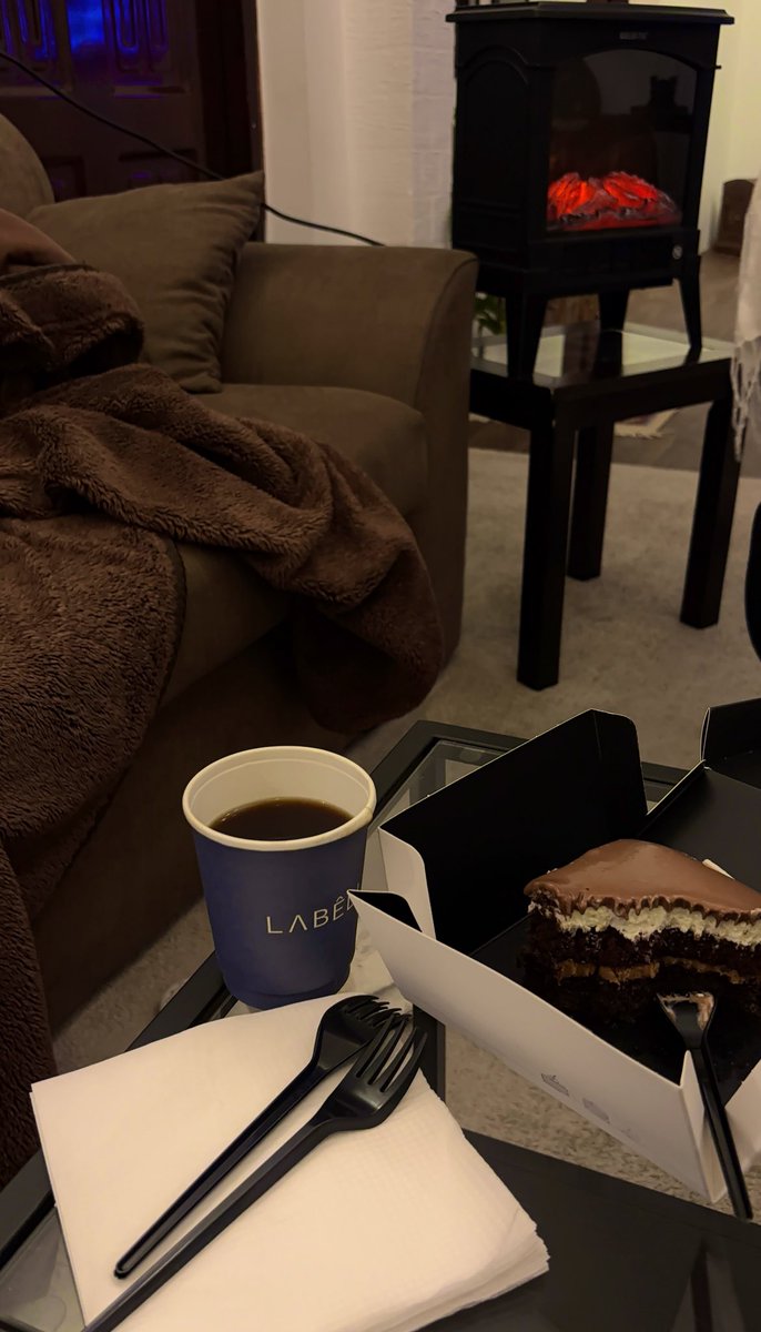 ⋆˙⟡˙✧˖° tweet media