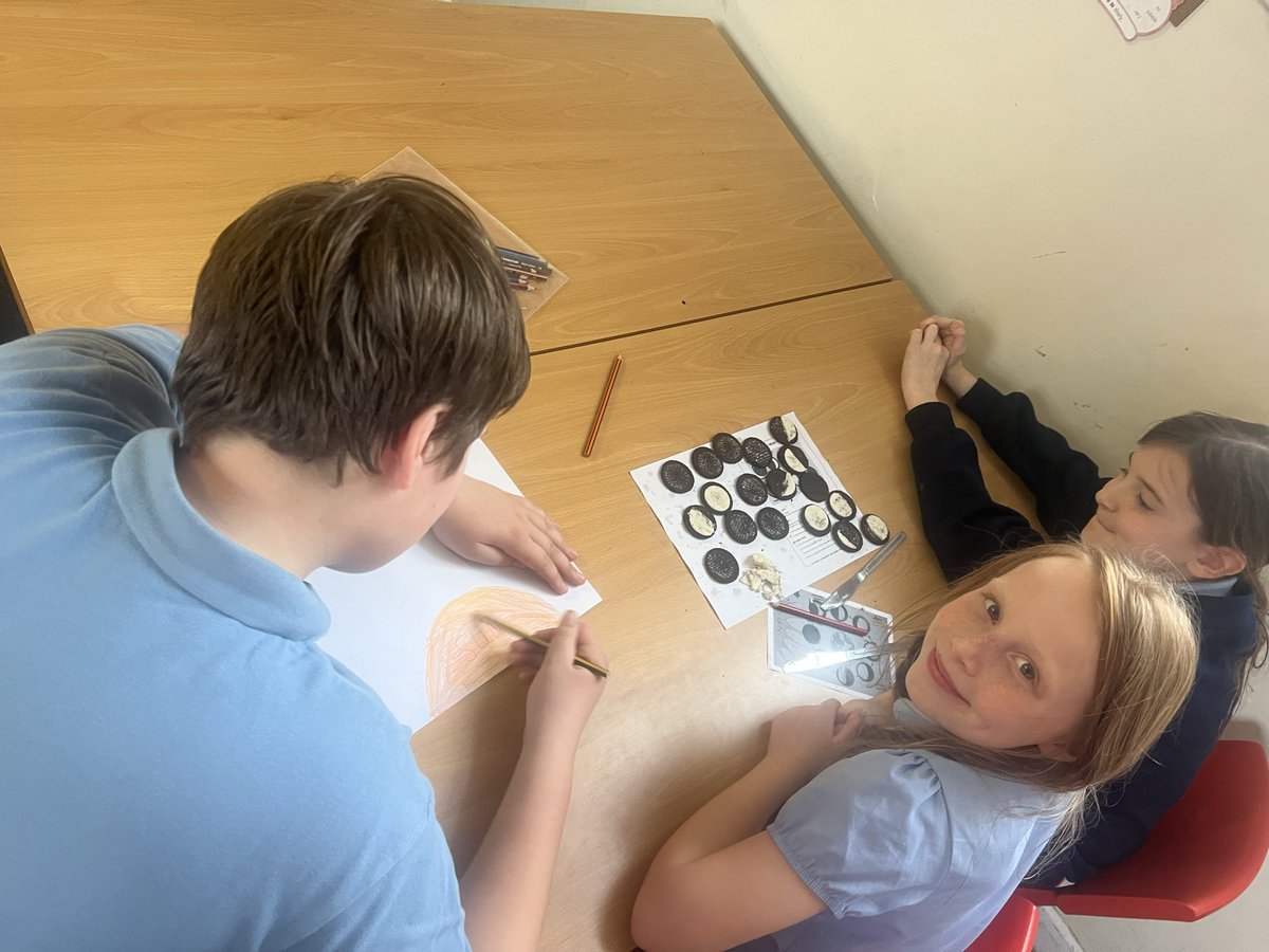 Miss Rowbottom (Y5/6) tweet media