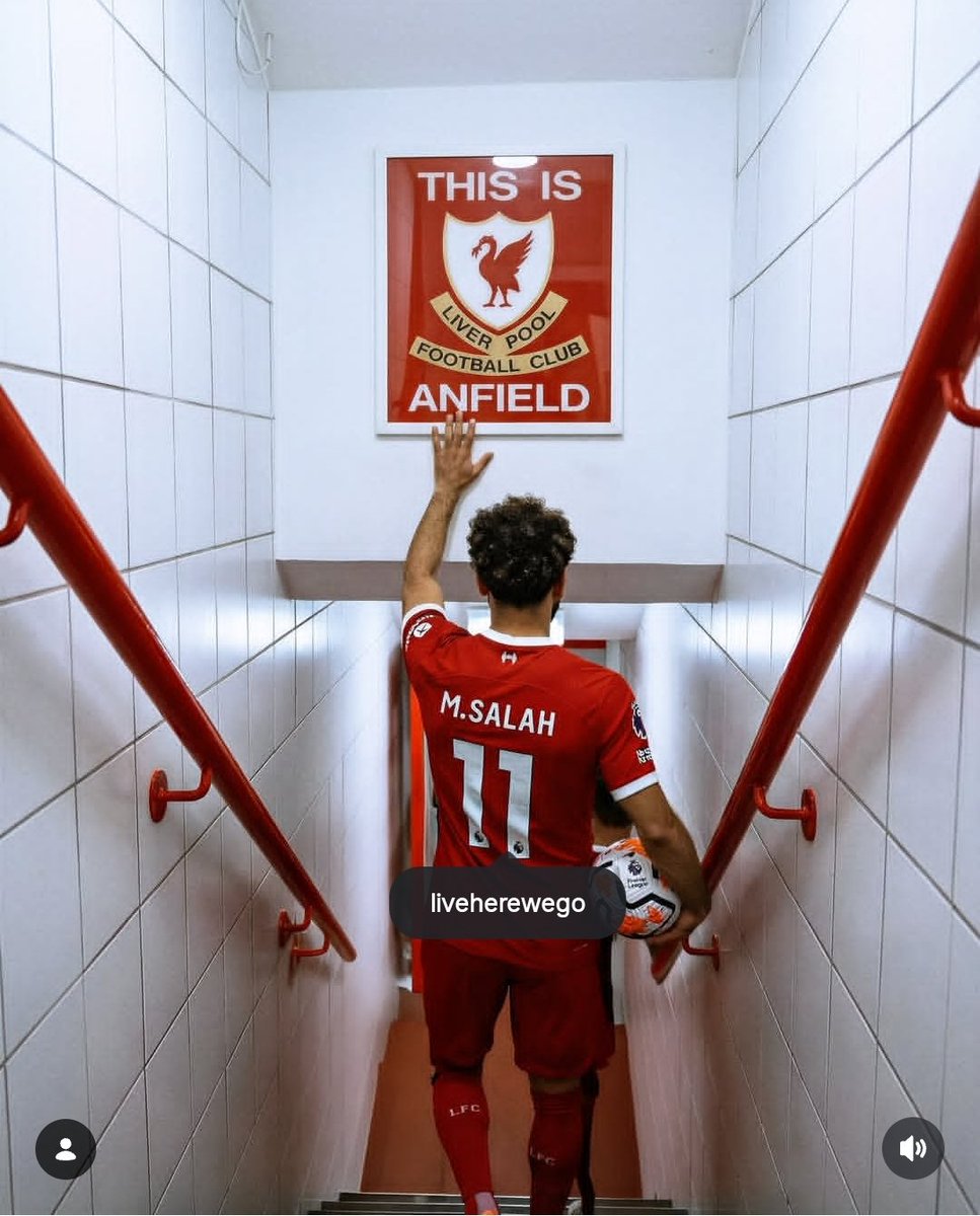 Abiodun524's tweet image. "Because of all of you, I will never walk alone."

Mo Salah's emotional farewell announcement to Liverpool 🥹❤️
#liverpool #Mohammed
