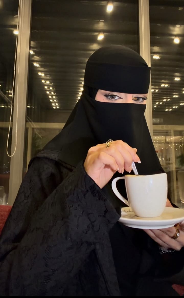 الملكه الحنونه tweet media