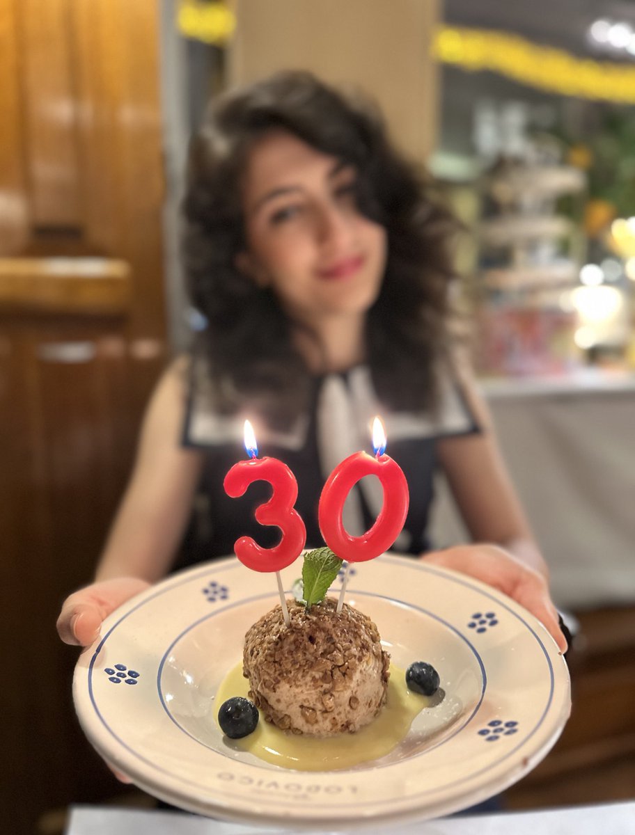 مُحی tweet media