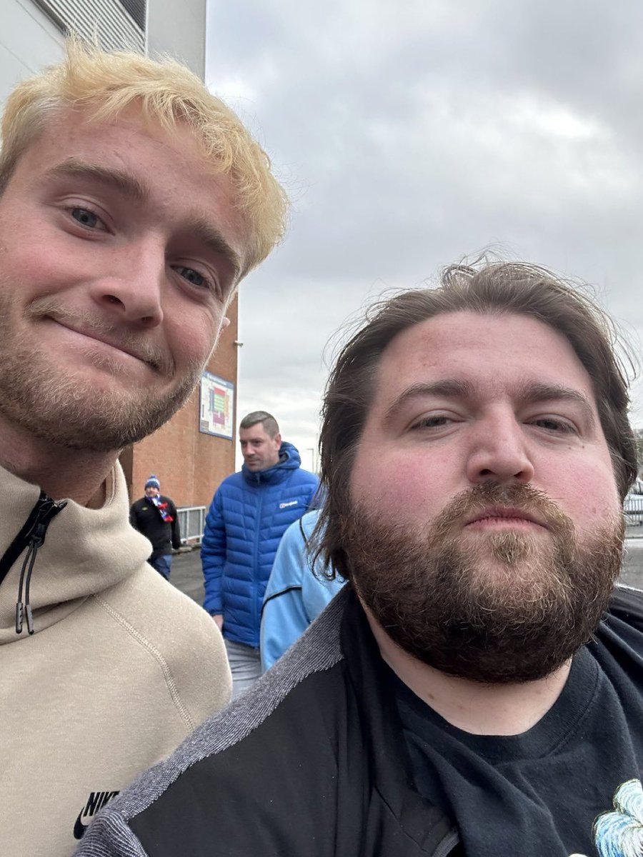 Chris Martin tweet media