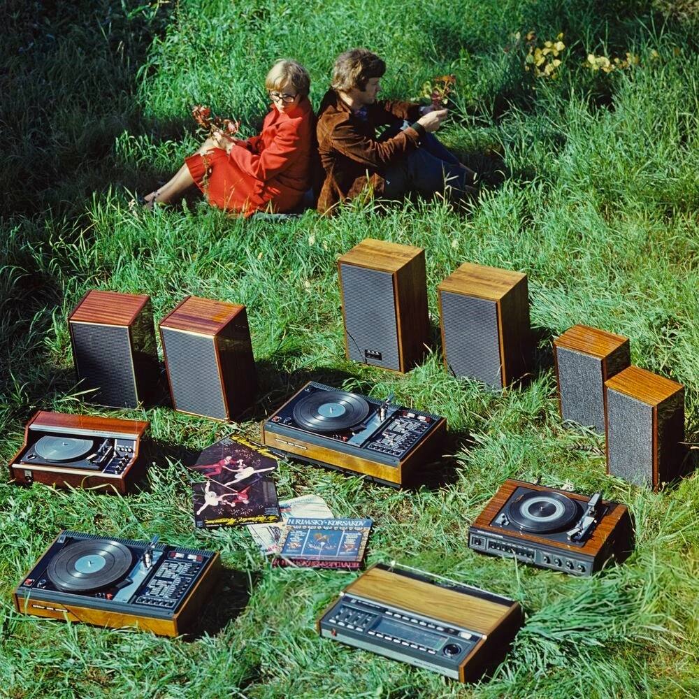 Реклама продукции Бердского радиозавода. Бердск. СССР. 1981 г.