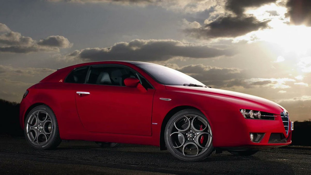GoodwoodRRC's tweet image. From pre-war pioneers to modern performance heroes, Alfa Romeo’s greatest road cars are a blend of beauty, innovation and racing DNA. These are the machines that define the brand, do you agree with our choices? 👇 #AlfaRomeo 
goodwood.com/grr/road/news/…
