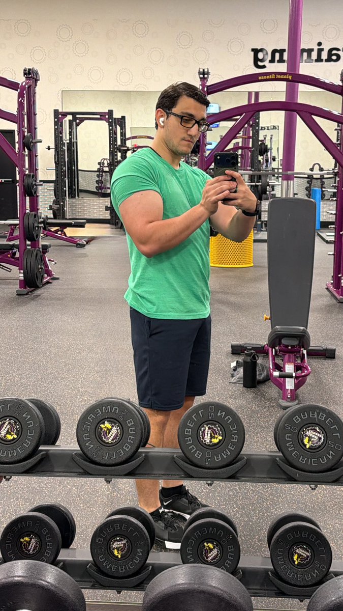 Alexander tweet media