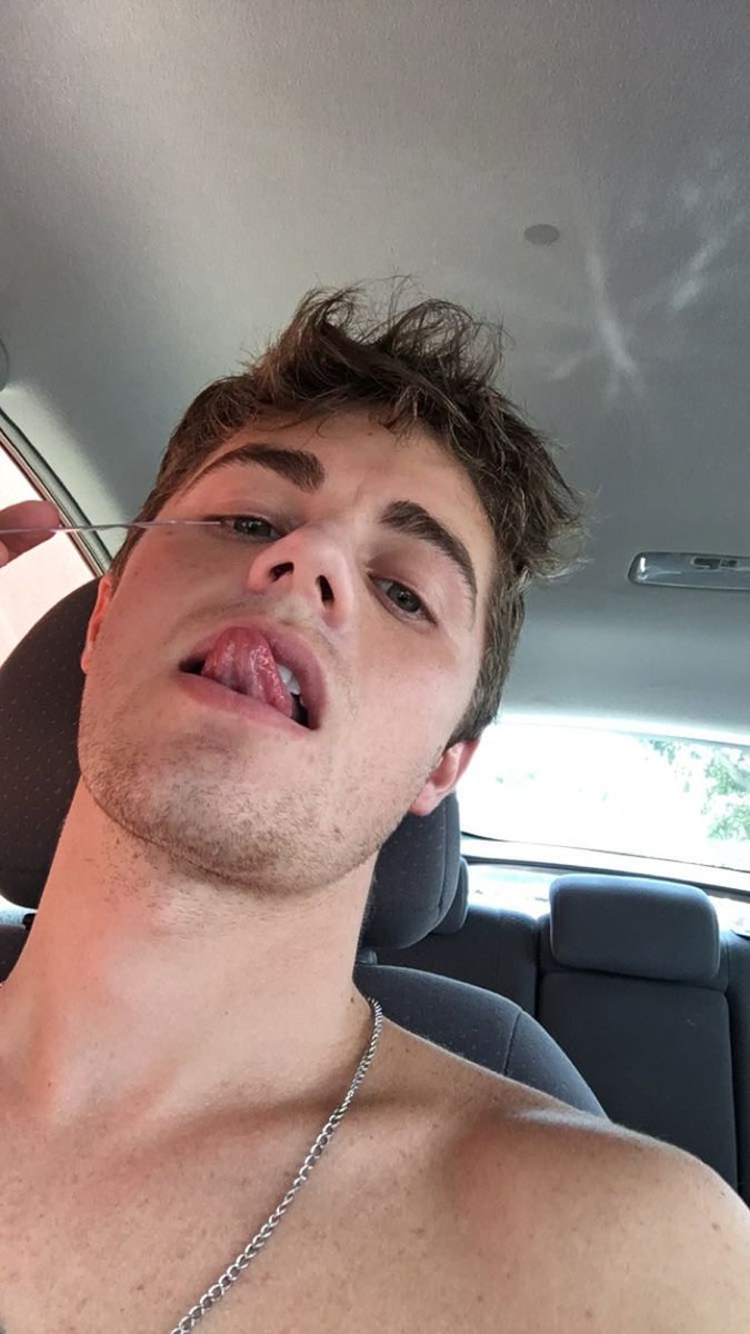 🇮🇪 irish twunk ☘️ tweet media